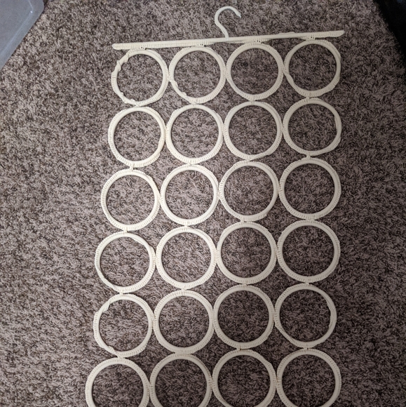 Scarf hanger organizer